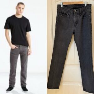 Levi’s grey 511 slim fit jeans. Label Size 32x32 (inseam measures 31”)